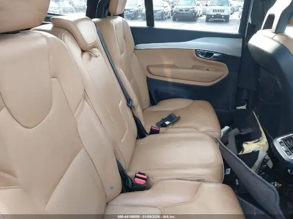 YV4A22PK5G1015676 2016 VOLVO XC90 - Image 8