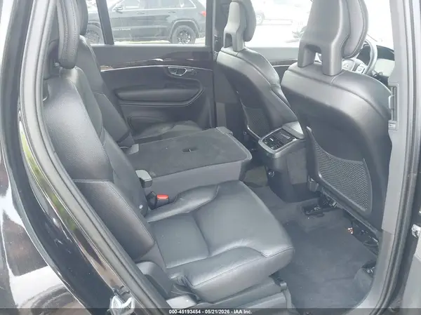 YV4A22PK5G1017976 2016 VOLVO XC90 - Image 8