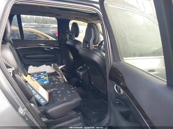 YV4A22PK5G1026421 2016 VOLVO XC90 - Image 8
