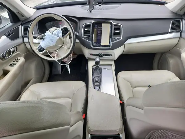 YV4A22PK5G1029545 2016 VOLVO XC90 - Image 8