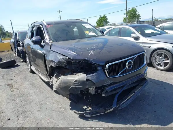 YV4A22PK5G1037712 2016 VOLVO XC90 - Image 1