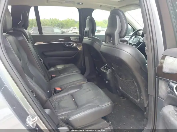 YV4A22PK5G1040741 2016 VOLVO XC90 - Image 8