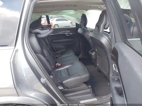 YV4A22PK5G1041100 2016 VOLVO XC90 - Image 8