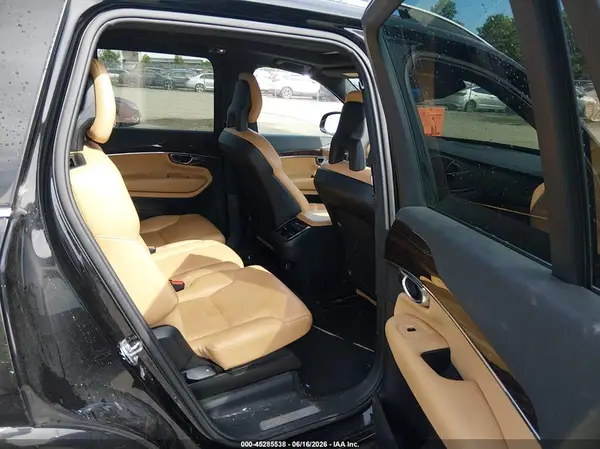 YV4A22PK5G1045227 2016 VOLVO XC90 - Image 8