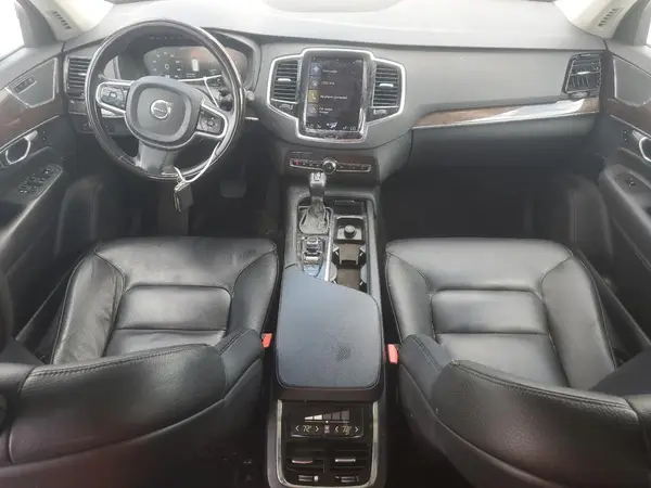 YV4A22PK5G1045549 2016 VOLVO XC90 - Image 8