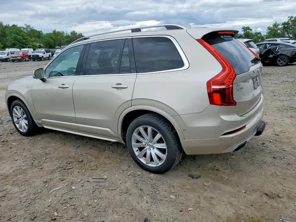 YV4A22PK5G1051304 2016 VOLVO XC90 - Image 2