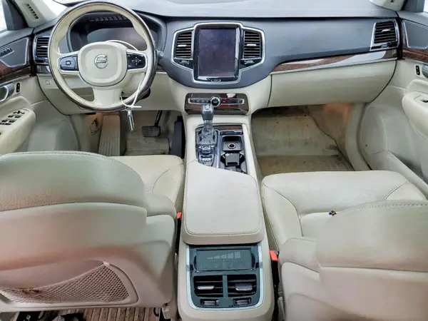YV4A22PK5G1051304 2016 VOLVO XC90 - Image 8