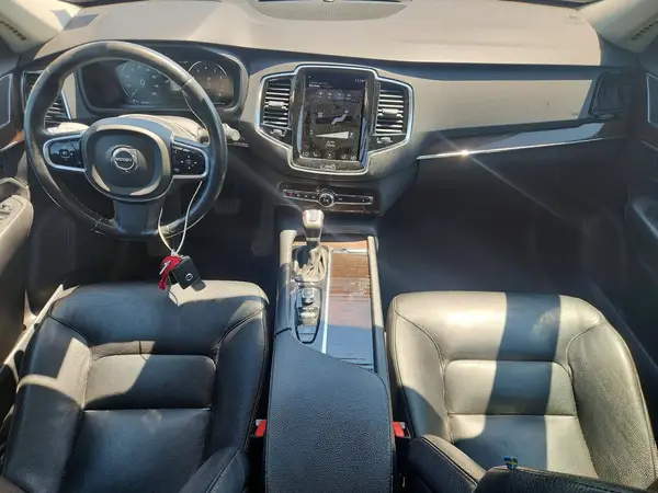 YV4A22PK5G1069334 2016 VOLVO XC90 - Image 8