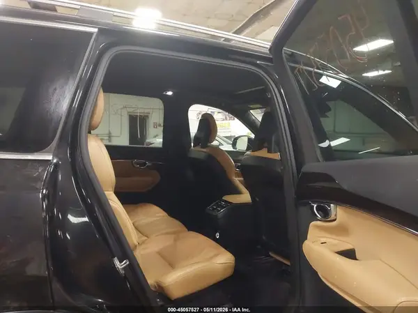 YV4A22PK5G1093892 2016 VOLVO XC90 - Image 8