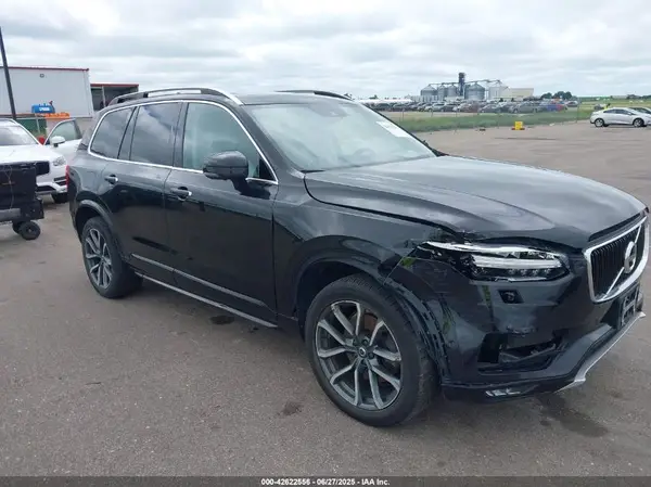 YV4A22PK5H1105847 2017 VOLVO XC90 - Image 1