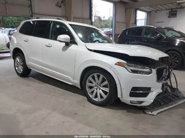 YV4A22PK5H1106836 2017 VOLVO XC90 - Image 1