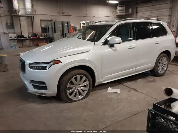 YV4A22PK5H1111177 2017 VOLVO XC90 - Image 2