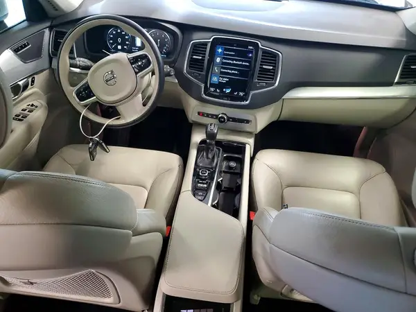 YV4A22PK5H1117741 2017 VOLVO XC90 - Image 8