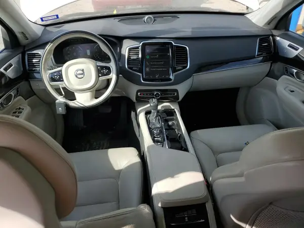 YV4A22PK5H1118968 2017 VOLVO XC90 - Image 8