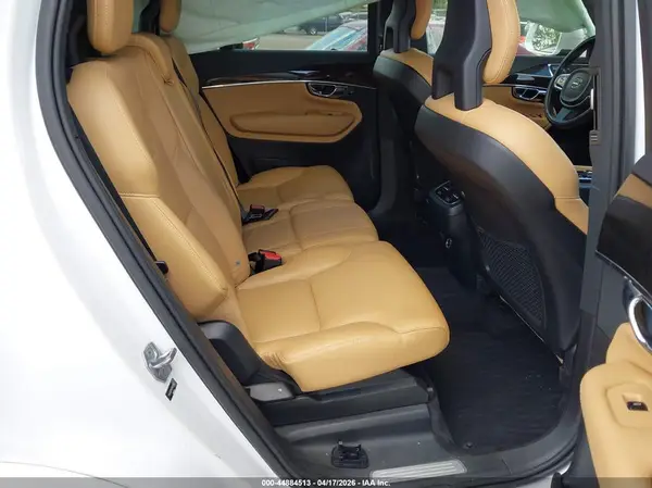 YV4A22PK5H1123622 2017 VOLVO XC90 - Image 8