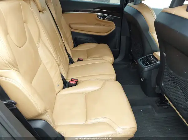YV4A22PK5H1134362 2017 VOLVO XC90 - Image 8