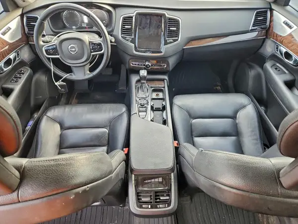 YV4A22PK5H1137116 2017 VOLVO XC90 - Image 8