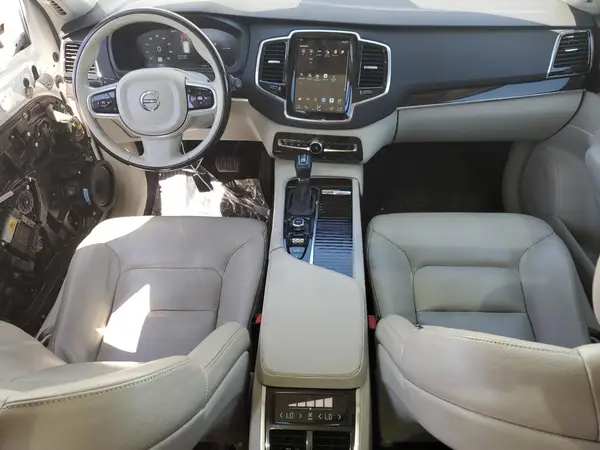 YV4A22PK5H1151548 2017 VOLVO XC90 - Image 8