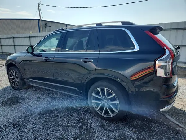 YV4A22PK5H1158015 2017 VOLVO XC90 - Image 2
