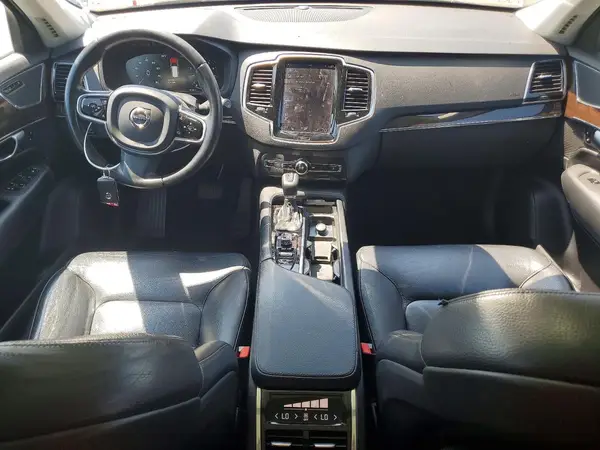 YV4A22PK5H1166941 2017 VOLVO XC90 - Image 8