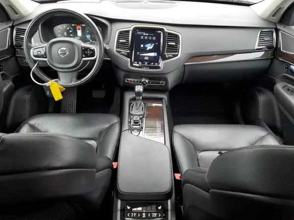 YV4A22PK5H1168673 2017 VOLVO XC90 - Image 8