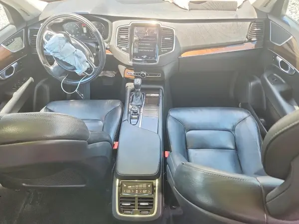 YV4A22PK5H1174487 2017 VOLVO XC90 - Image 8