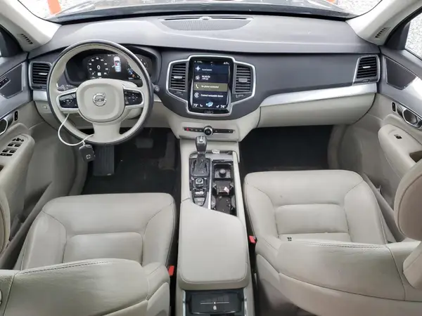 YV4A22PK5J1197046 2018 VOLVO XC90 - Image 8