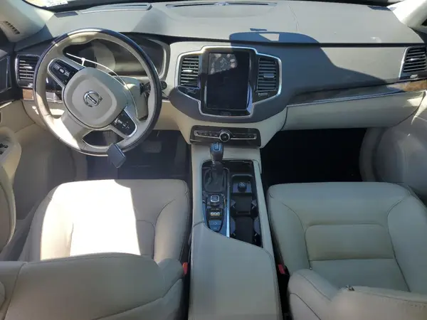 YV4A22PK5J1201077 2018 VOLVO XC90 - Image 8
