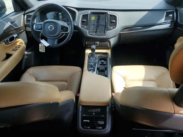 YV4A22PK5J1209048 2018 VOLVO XC90 - Image 8
