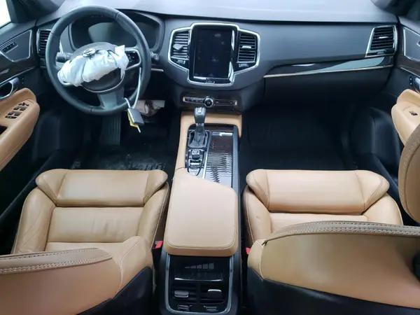 YV4A22PK5J1211818 2018 VOLVO XC90 - Image 8