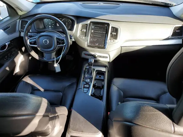 YV4A22PK5J1321770 2018 VOLVO XC90 - Image 8