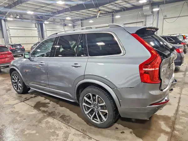 YV4A22PK5J1338794 2018 VOLVO XC90 - Image 2