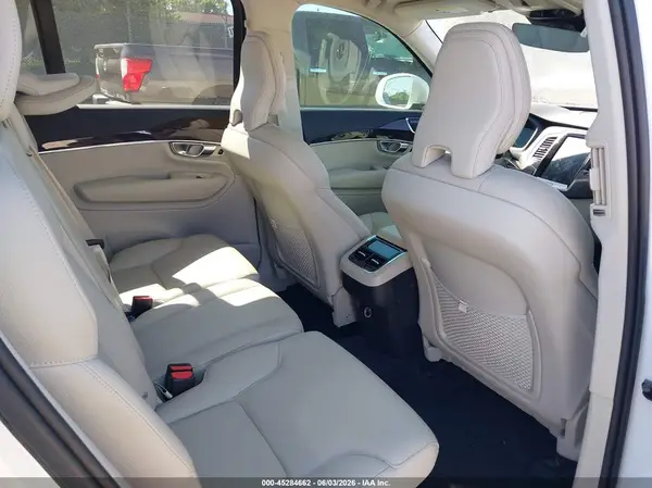 YV4A22PK5K1440971 2019 VOLVO XC90 - Image 8