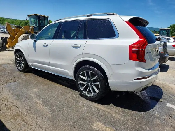 YV4A22PK5K1462730 2019 VOLVO XC90 - Image 2