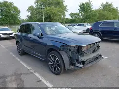 YV4A22PK5L1563512 2020 VOLVO XC90
