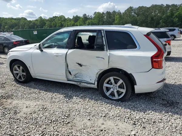 YV4A22PK5N1861416 2022 VOLVO XC90 - Image 2