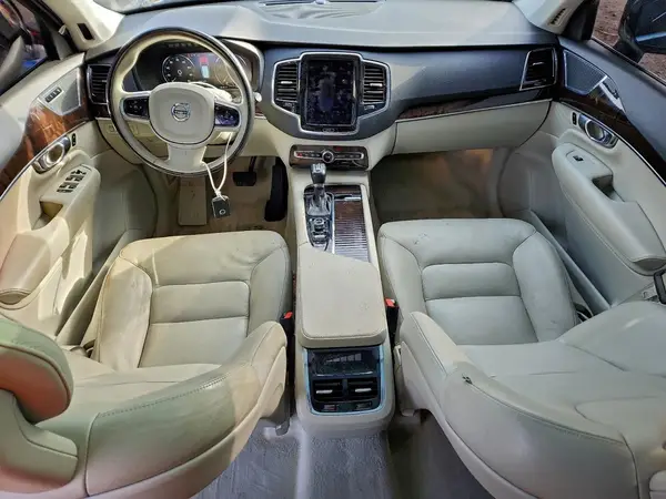 YV4A22PK6G1016044 2016 VOLVO XC90 - Image 8