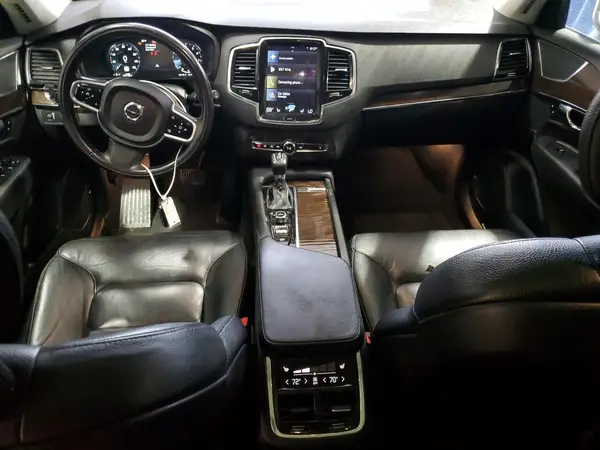 YV4A22PK6G1017081 2016 VOLVO XC90 - Image 8