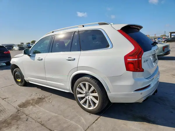YV4A22PK6G1023267 2016 VOLVO XC90 - Image 2