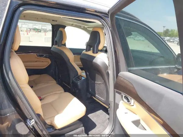YV4A22PK6G1029537 2016 VOLVO XC90 - Image 8