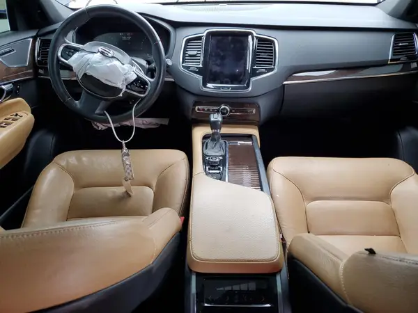 YV4A22PK6G1036505 2016 VOLVO XC90 - Image 8