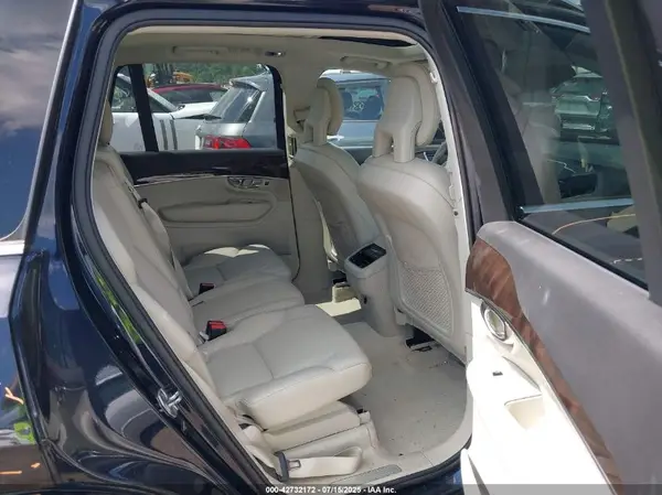 YV4A22PK6G1043213 2016 VOLVO XC90 - Image 8
