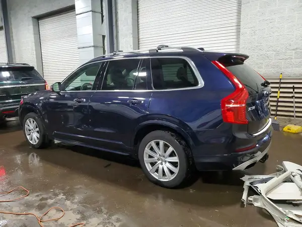 YV4A22PK6G1045558 2016 VOLVO XC90 - Image 2
