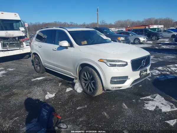 YV4A22PK6G1061629 2016 VOLVO XC90 - Image 1