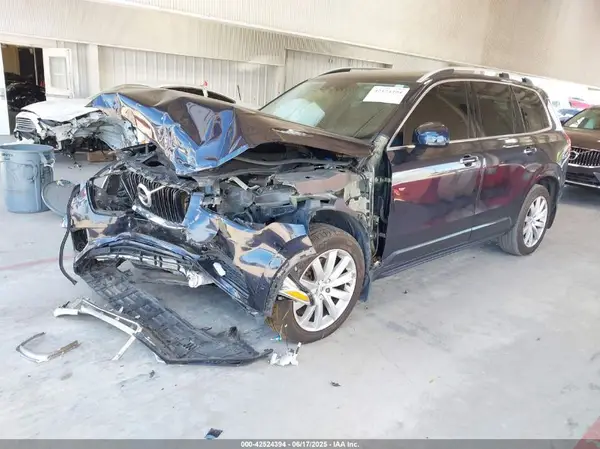 YV4A22PK6G1063445 2016 VOLVO XC90 - Image 2