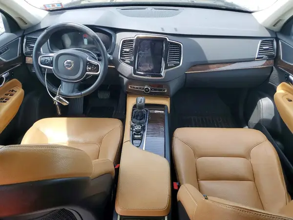 YV4A22PK6G1068807 2016 VOLVO XC90 - Image 8