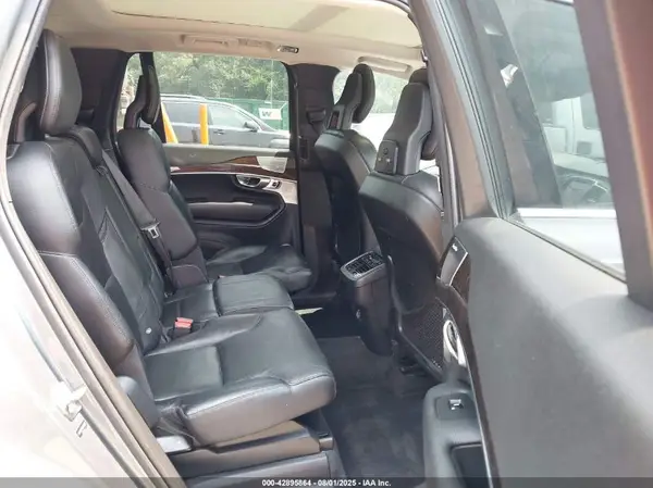 YV4A22PK6G1077376 2016 VOLVO XC90 - Image 8