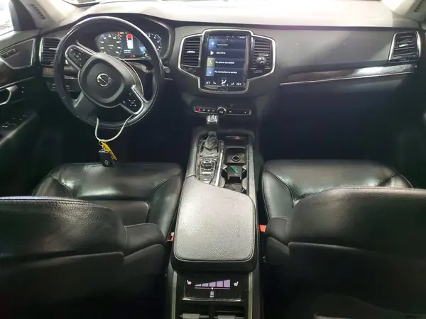 YV4A22PK6H1105324 2017 VOLVO XC90 - Image 8