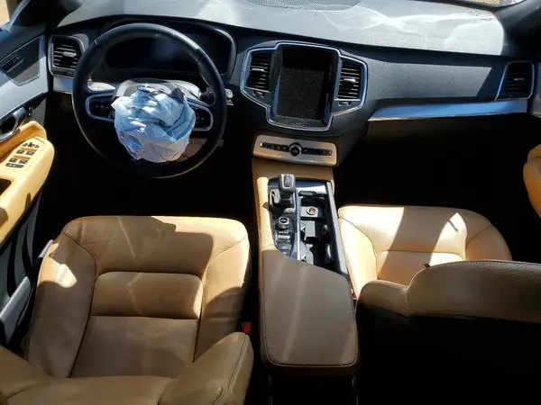 YV4A22PK6H1109633 2017 VOLVO XC90 - Image 8