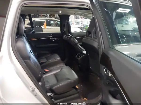 YV4A22PK6H1151638 2017 VOLVO XC90 - Image 8
